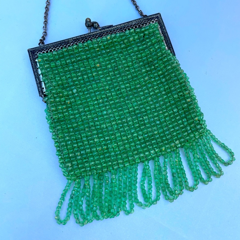 Antique 1930s green beaded fringe evening bag